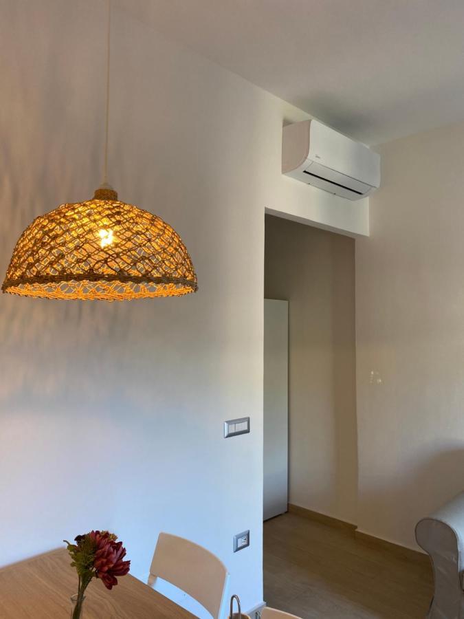 Modern City Apartment Modena Esterno foto